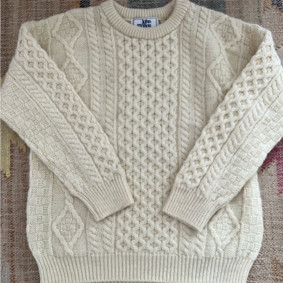 Vintage made in Ireland 🇮🇪 Men's Classic Cream Cable Knit Sweater, 100% wool - Picture 3 of 6